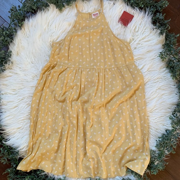 Yellow Floral Halter Dress - Picture 2 of 5